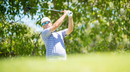Dominant Dennis leads in Mauritius