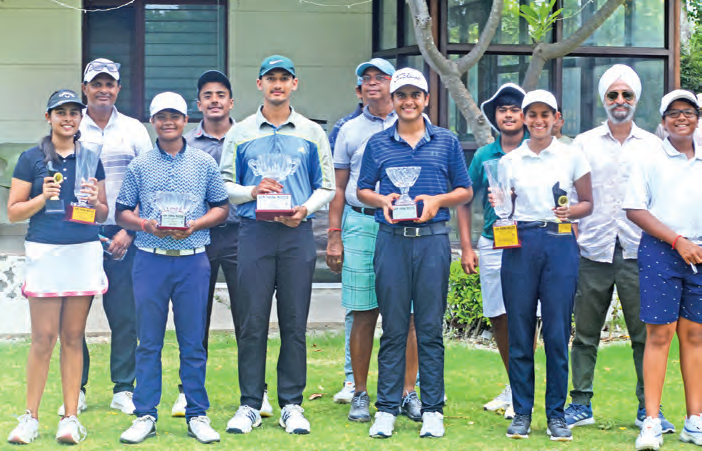 ANSHUL & PREITISHA LIFT THE TROPHIES!