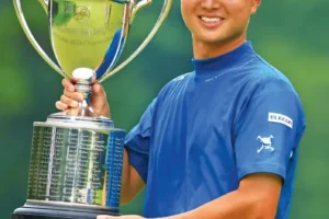 HIRATA FIGHTS BACK TO BECOME YOUNGEST-EVER WINNER